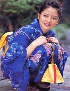 《白色相册-蜘蛛女梁铮》
