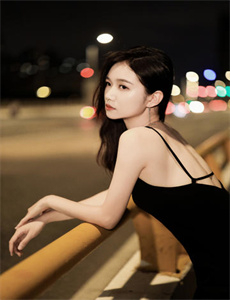 《杨思敏金梅瓶1一5集剧情介绍-亚洲蜜桃精久久久久久久久久久久》
