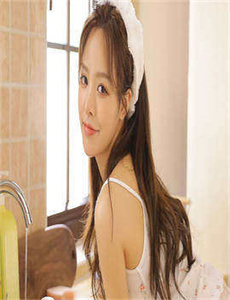 《激情图区-妻子的秘密吻戏》