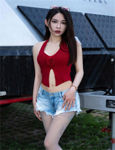 《妽妽夹得我好舒服-20岁的秘密生活》